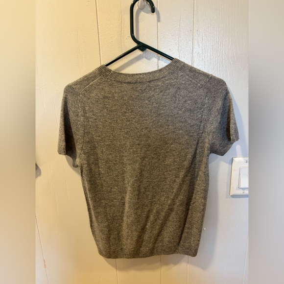 NWOT Quince Mongolian Cashmere Short Sleeve Top - Picture 2 of 2